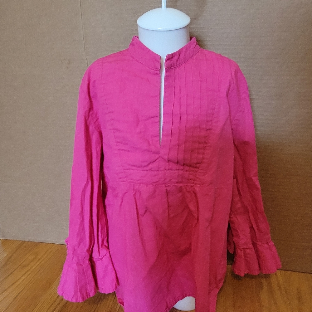 3/$30 size 6 bright pink blouse